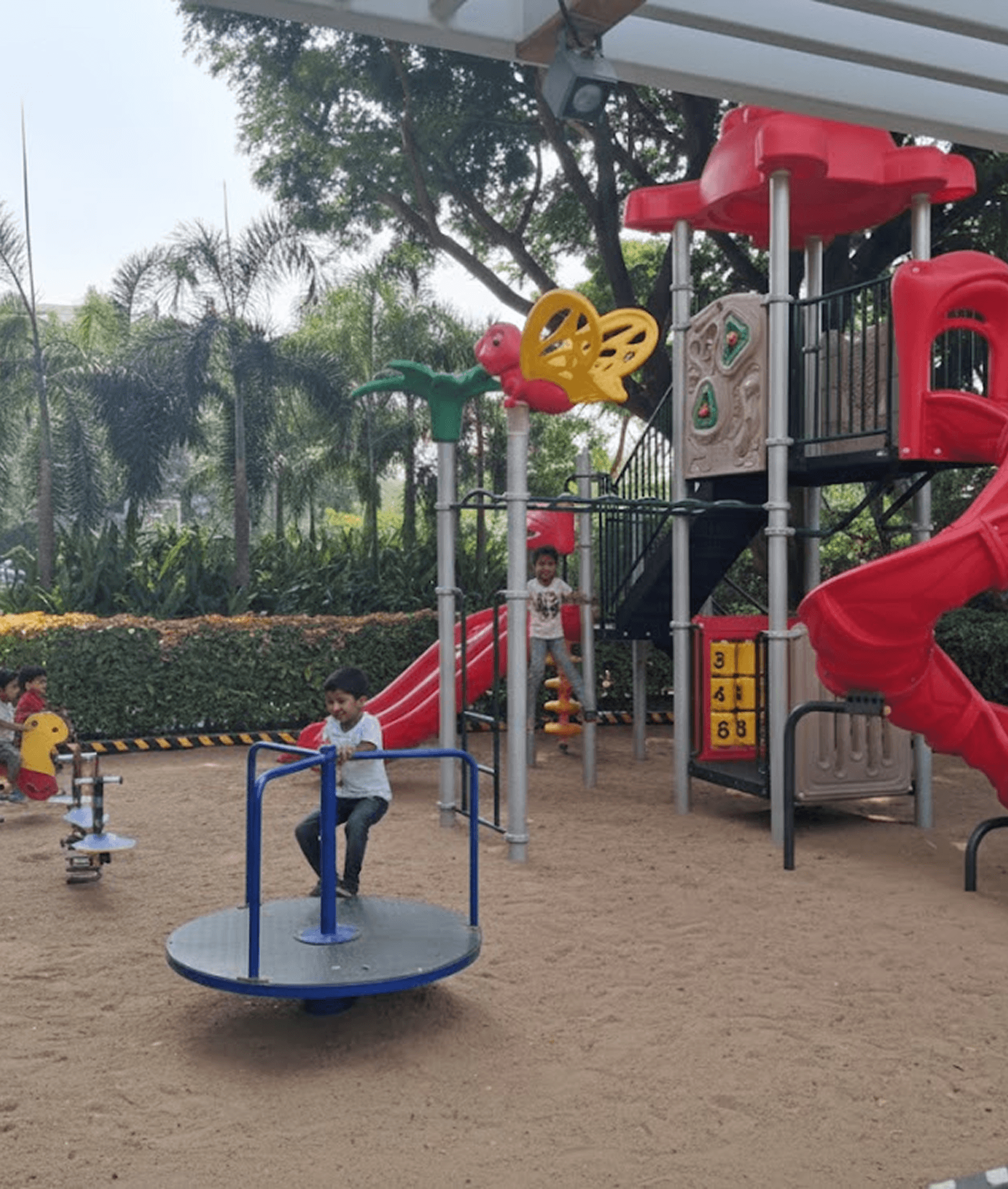PLAY AREA